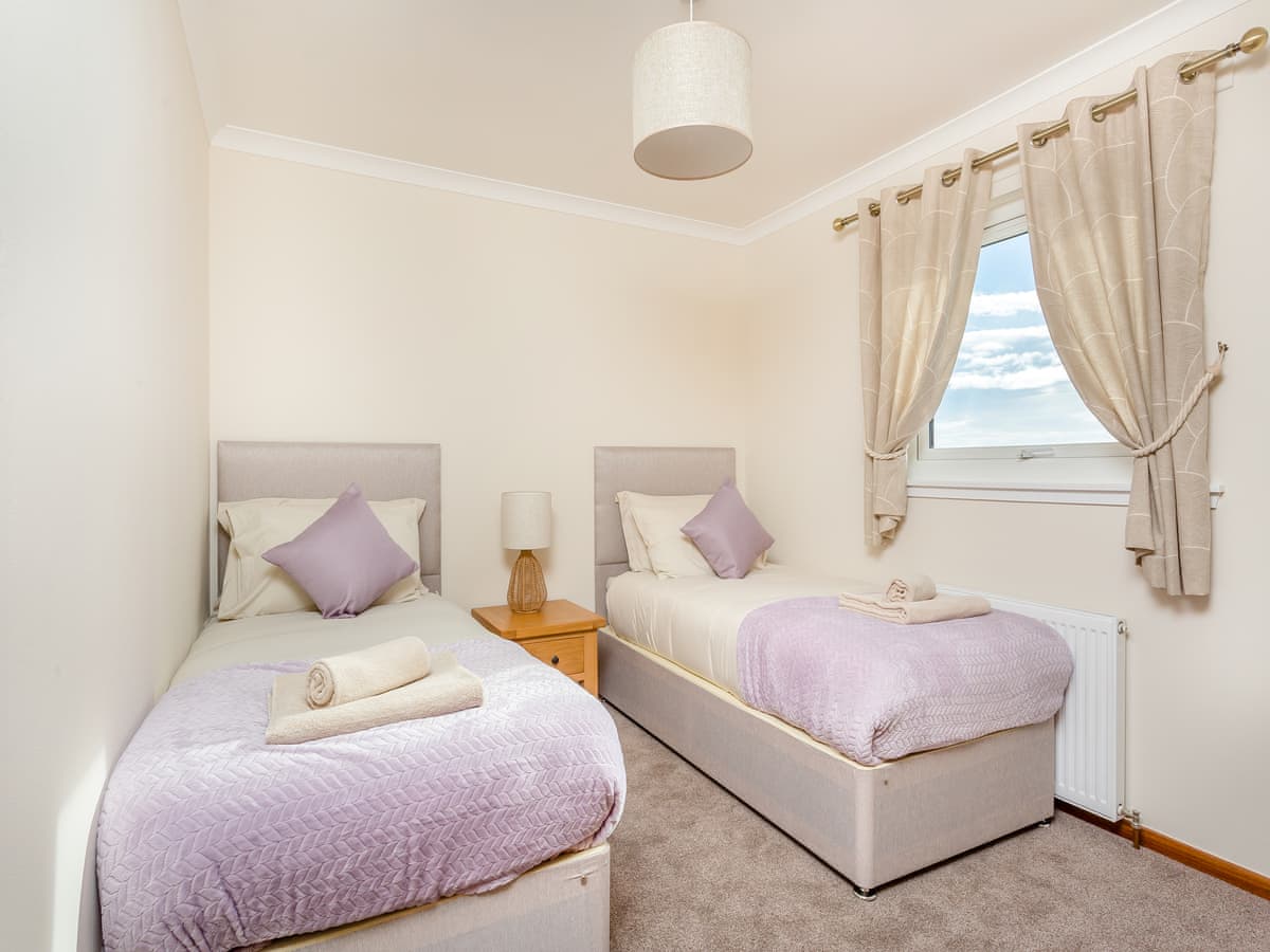 Mermaid View, listing photograph 12