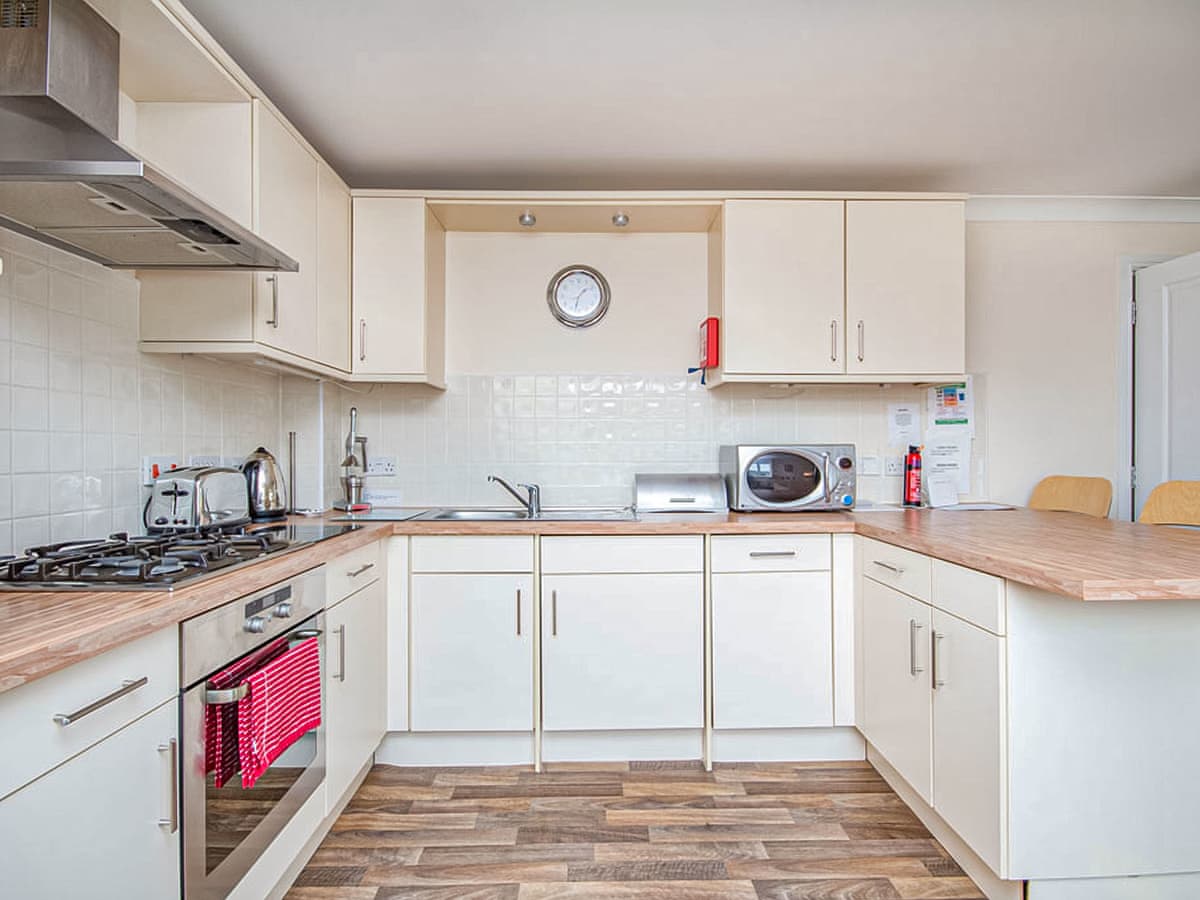 Mont Blanc Apartment, listing photograph 9