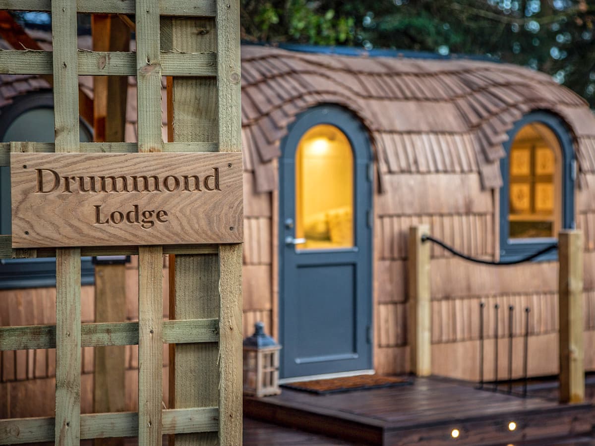 Drummond Lodge, listing photograph 8