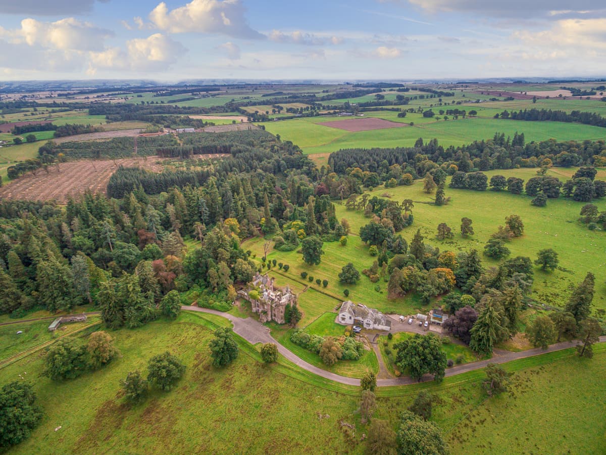 Horton Lodge, listing photograph 2