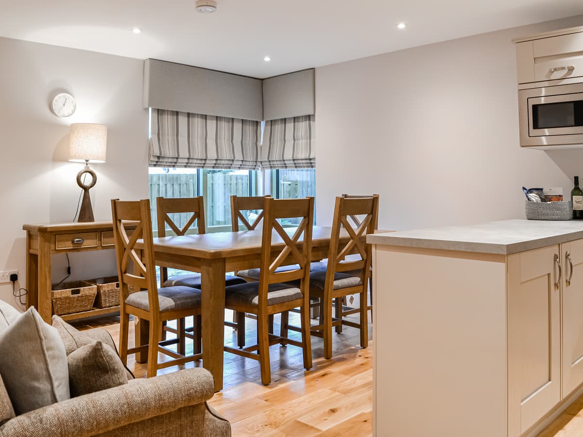 Paddockhall Cottages - Pride of Erin, listing photograph 4