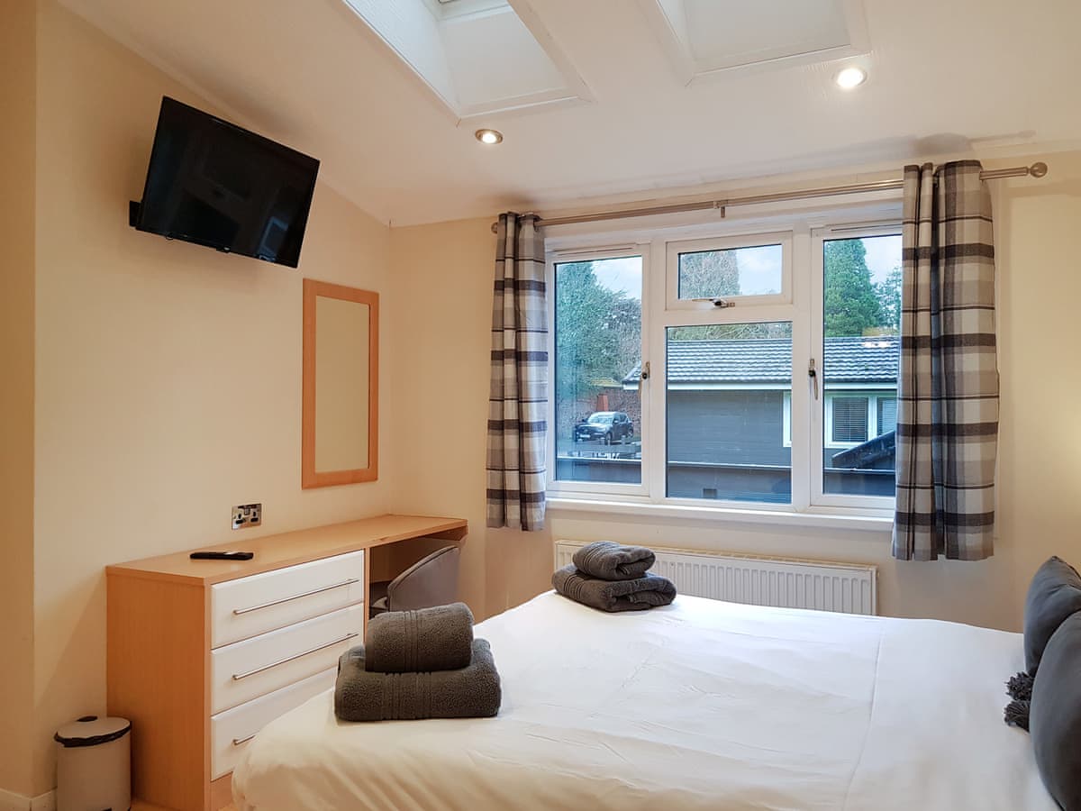 Loch Lomond Sanctuary Lodges - Kingfisher Lodge, listing photograph 9