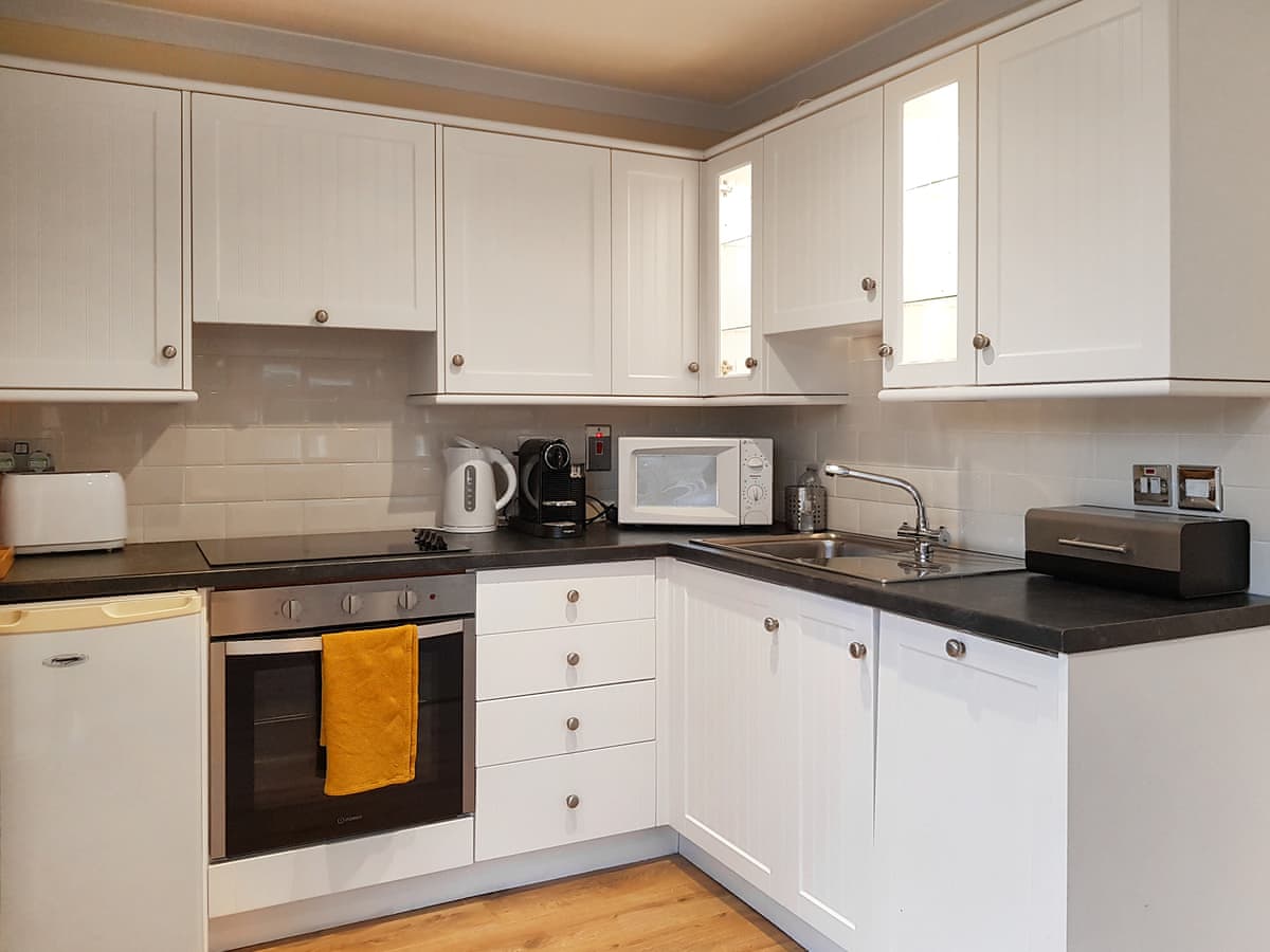 Loch Lomond Sanctuary Lodges - Leven Lodge 1, listing photograph 4