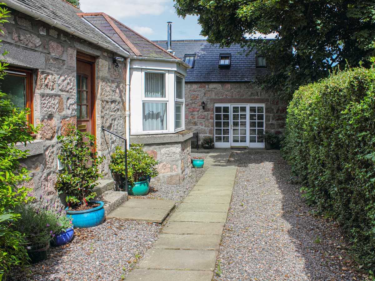 Bonn Na Coille Cottages - Pine Tree Cottage