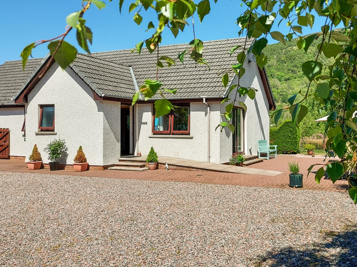 Roe Deer Cottage