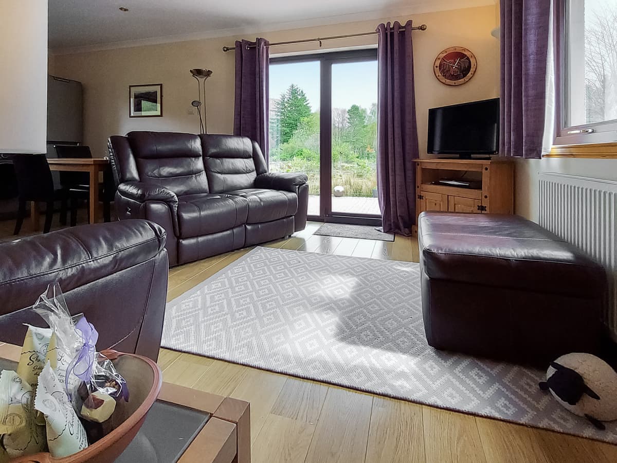 Roe Deer Cottage, listing photograph 3