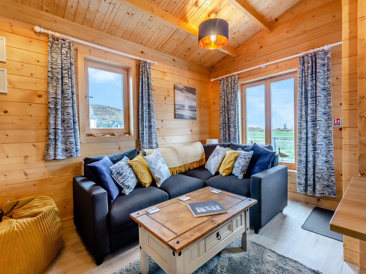 Seashell Lodge, listing photograph 3