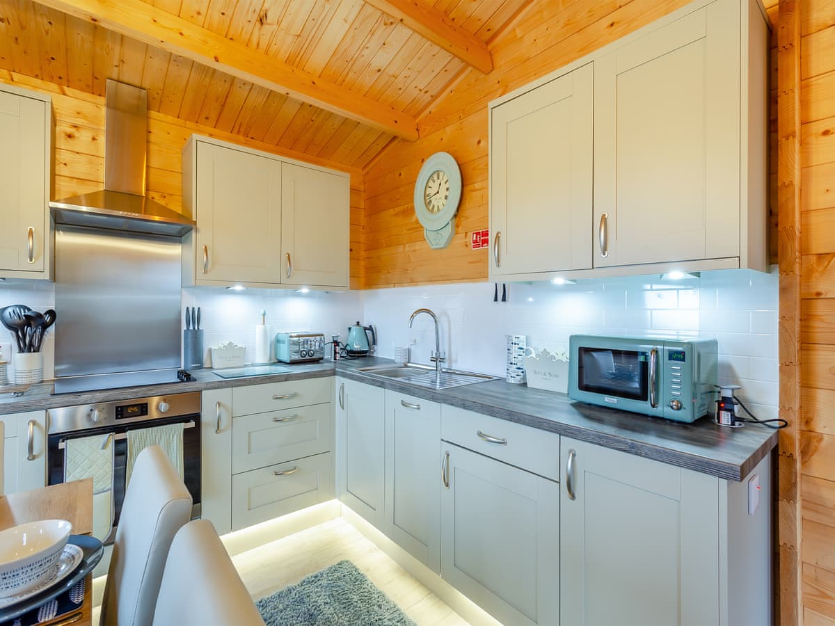 Seashell Lodge, listing photograph 6