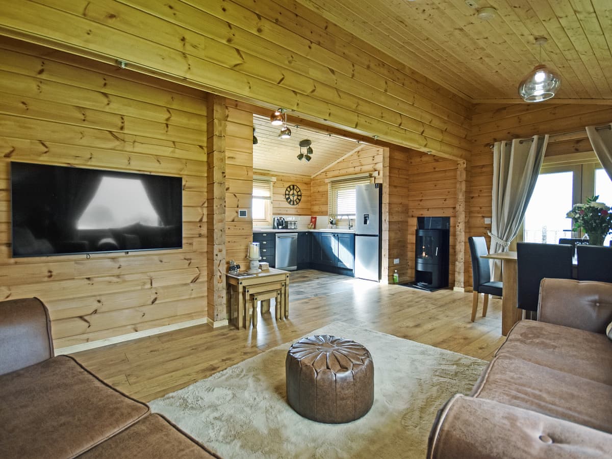 Stag and Coo Holidays - Stag Lodge