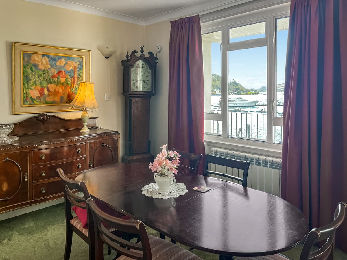 Bay View, listing photograph 5