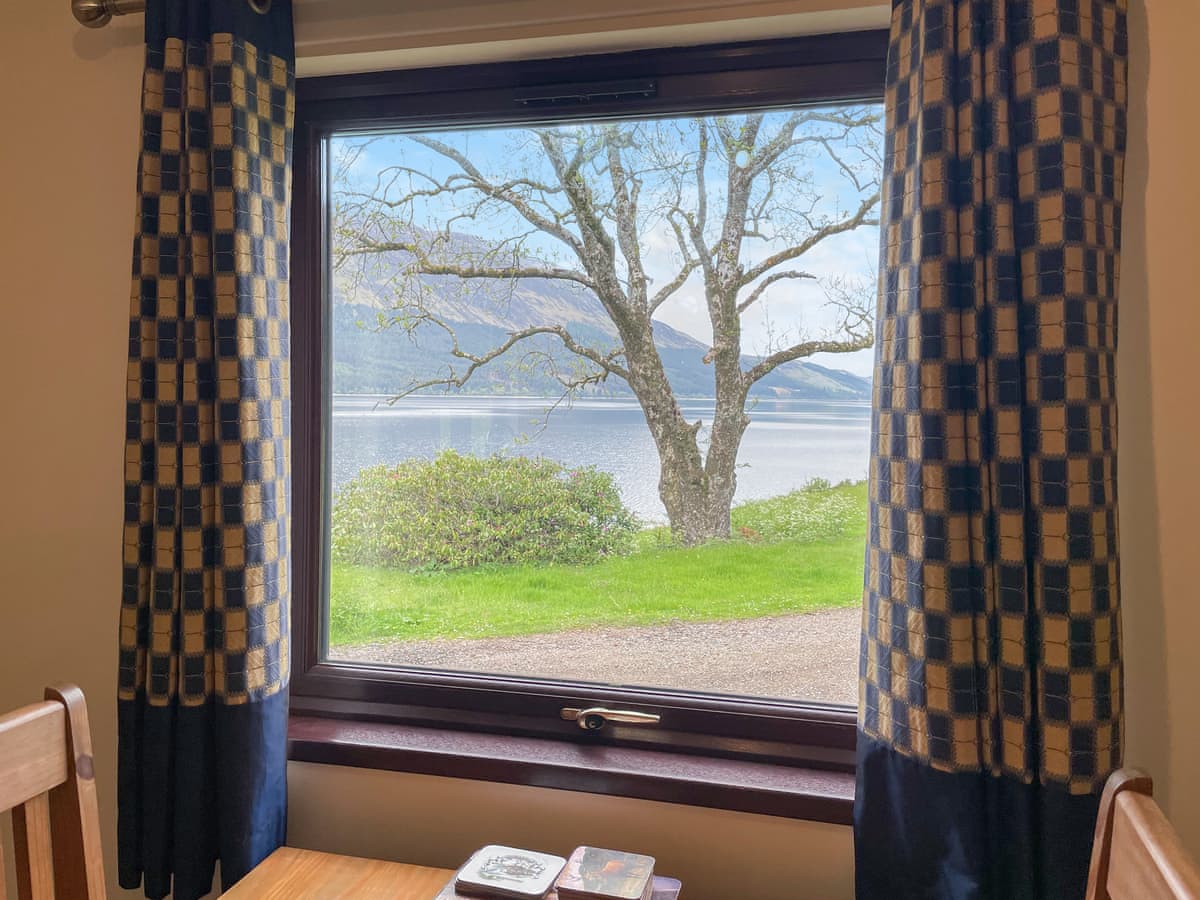 Mountain Thyme Lodge, listing photograph 6