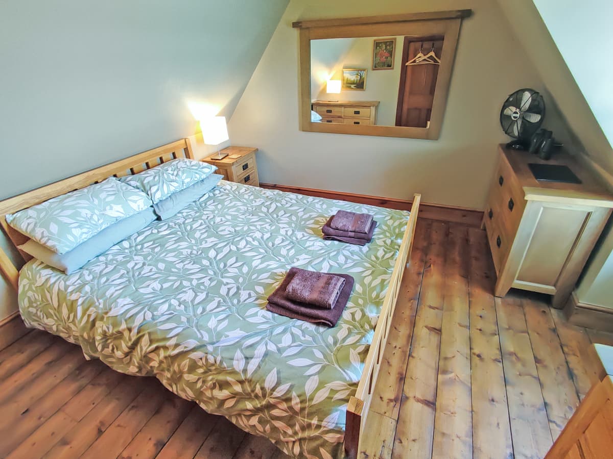 Fern Cottage, listing photograph 9