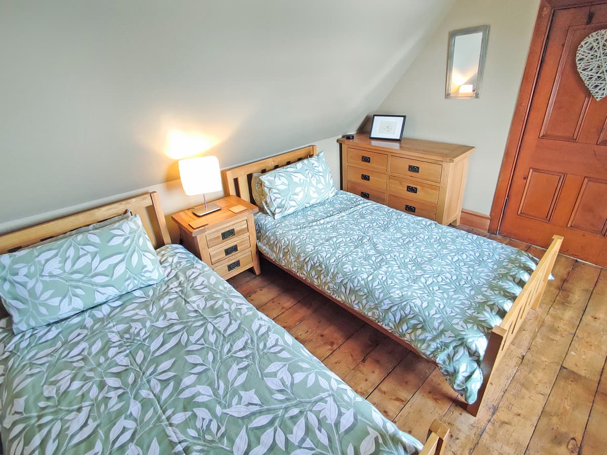 Fern Cottage, listing photograph 10