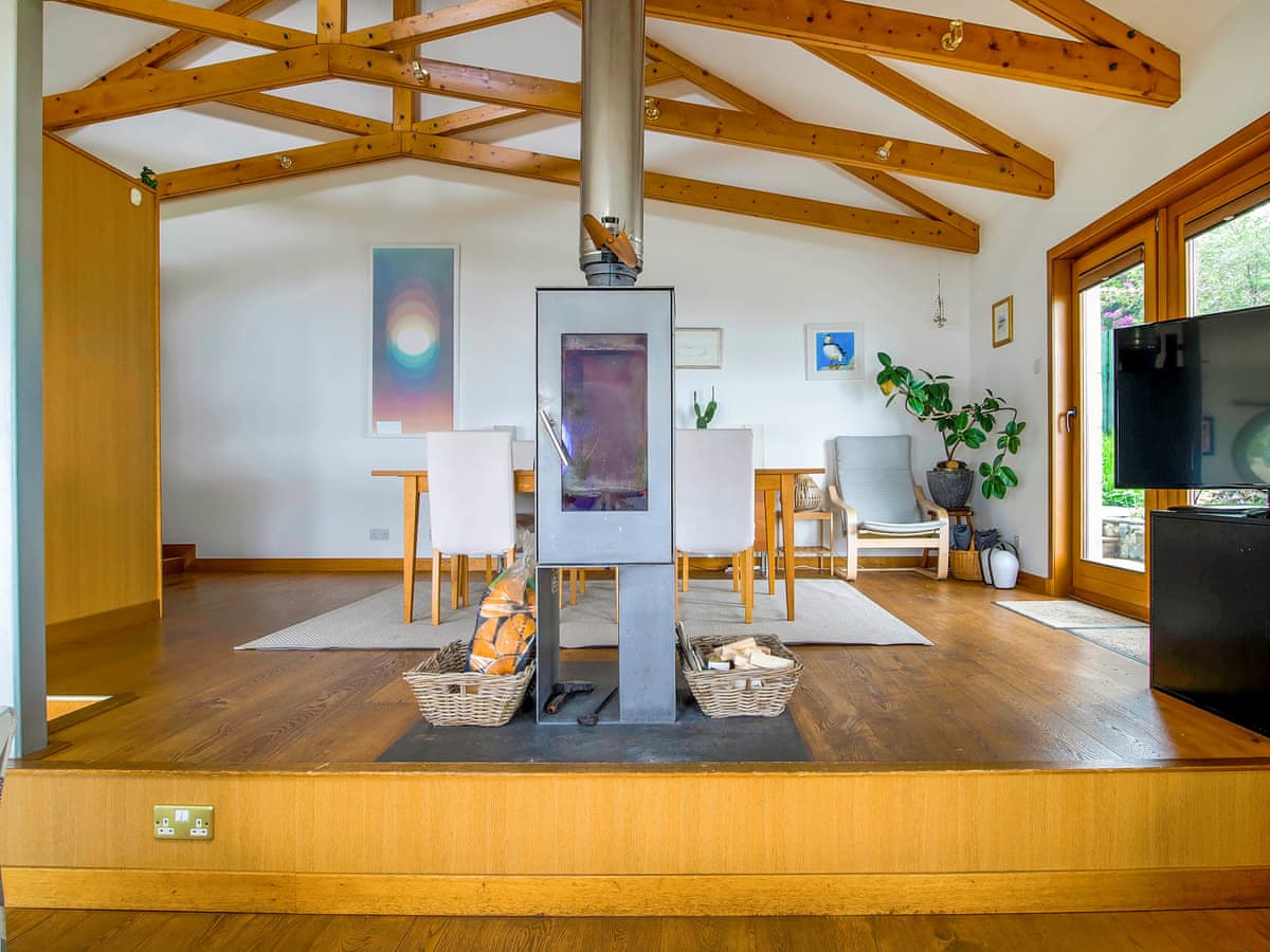 Shore House, listing photograph 7