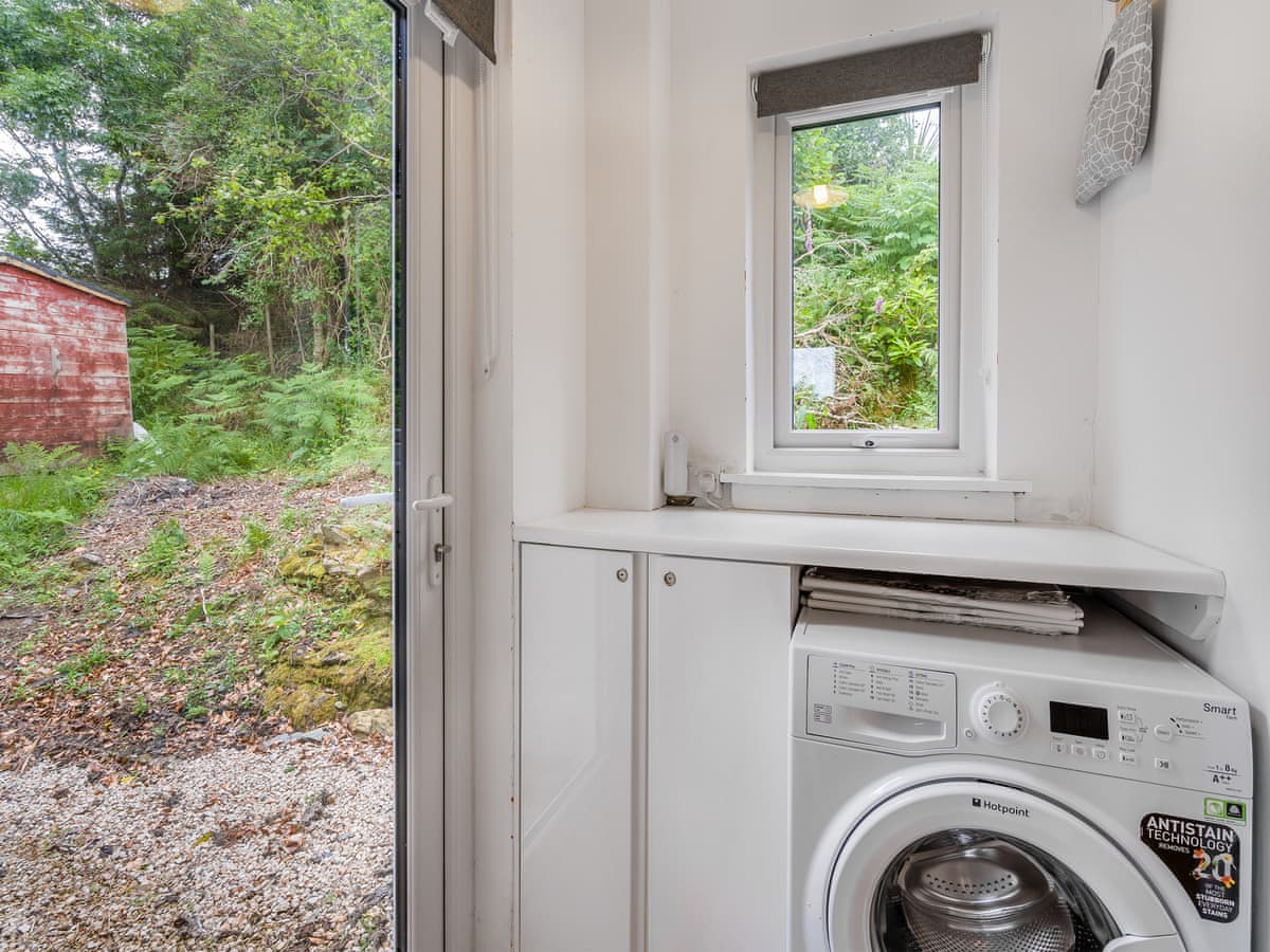 Sea Breeze Cottage, listing photograph 12