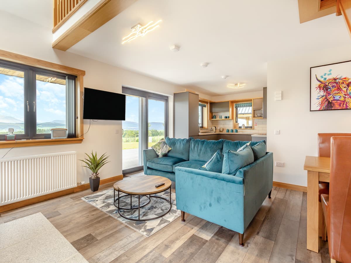 Culbokie Cottages - The Larches, listing photograph 3