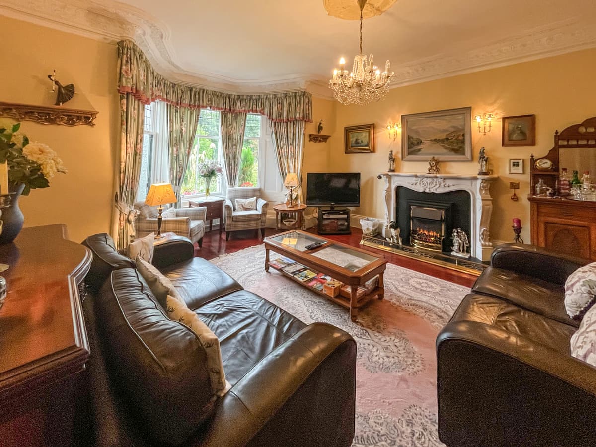 Tigh N Eilean, listing photograph 3
