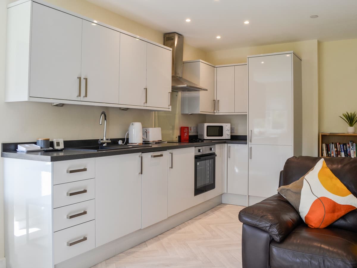 Aberfoyle Apartment 2 - Birch, listing photograph 2