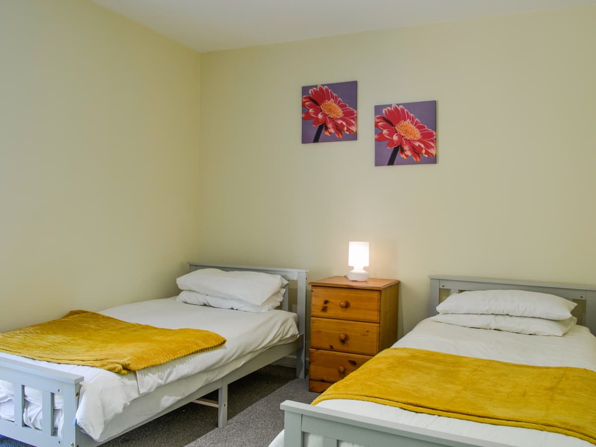 Aberfoyle Apartment 2 - Birch, listing photograph 10