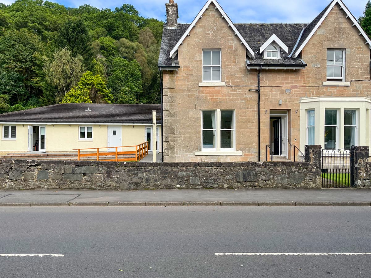 Aberfoyle Apartment 1 - Hazel, listing photograph 3