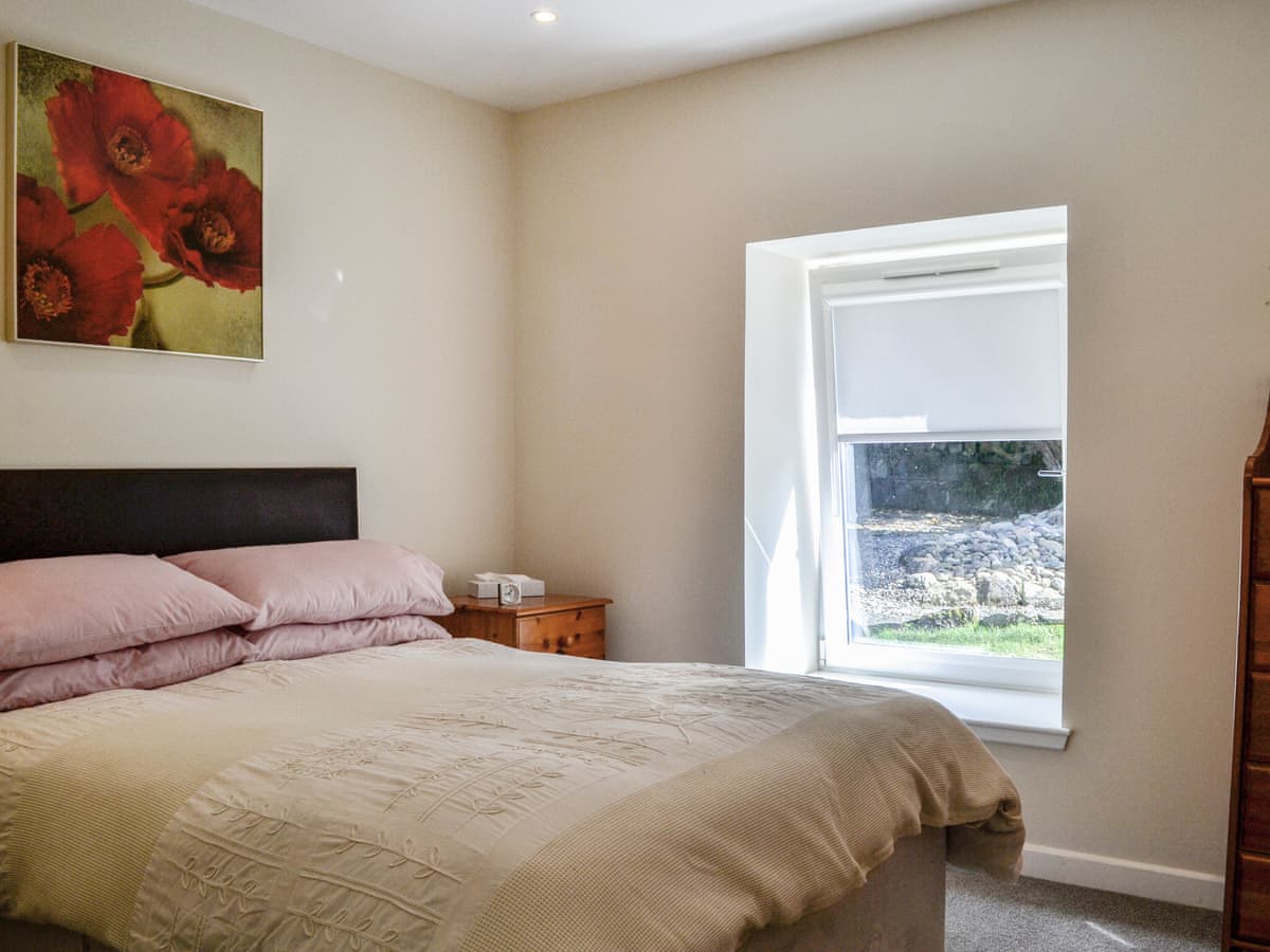 Aberfoyle Apartment 3 - Holly, listing photograph 7