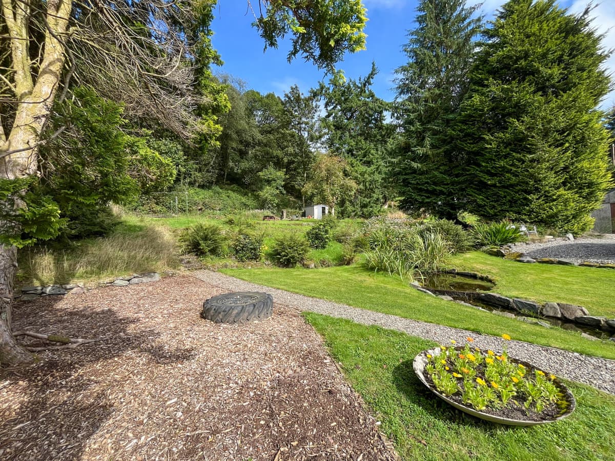 Aberfoyle Apartment 3 - Holly, listing photograph 11