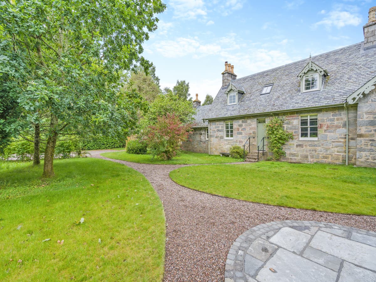 Croiscrag Lodge - Cooks Cottage, listing photograph 2
