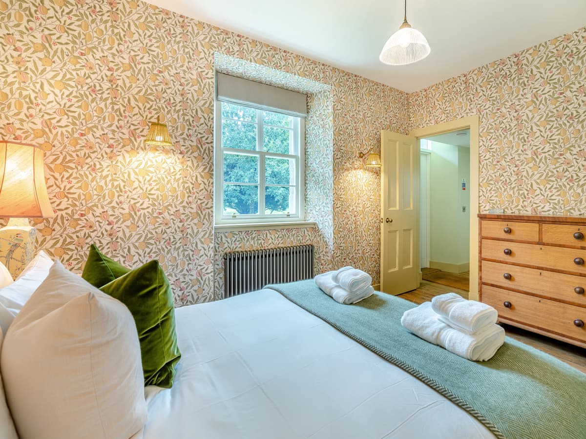 Croiscrag Lodge - Cooks Cottage, listing photograph 12
