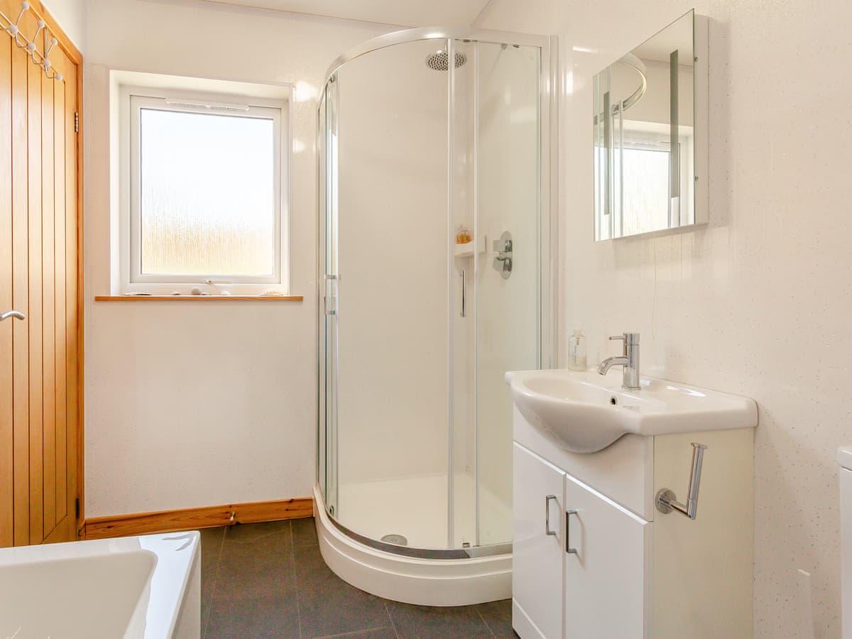 Single Malt Cottage., listing photograph 10