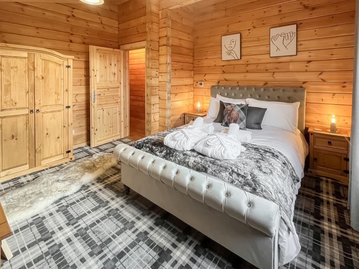 Stag and Coo Holidays - Coo Lodge, listing photograph 11