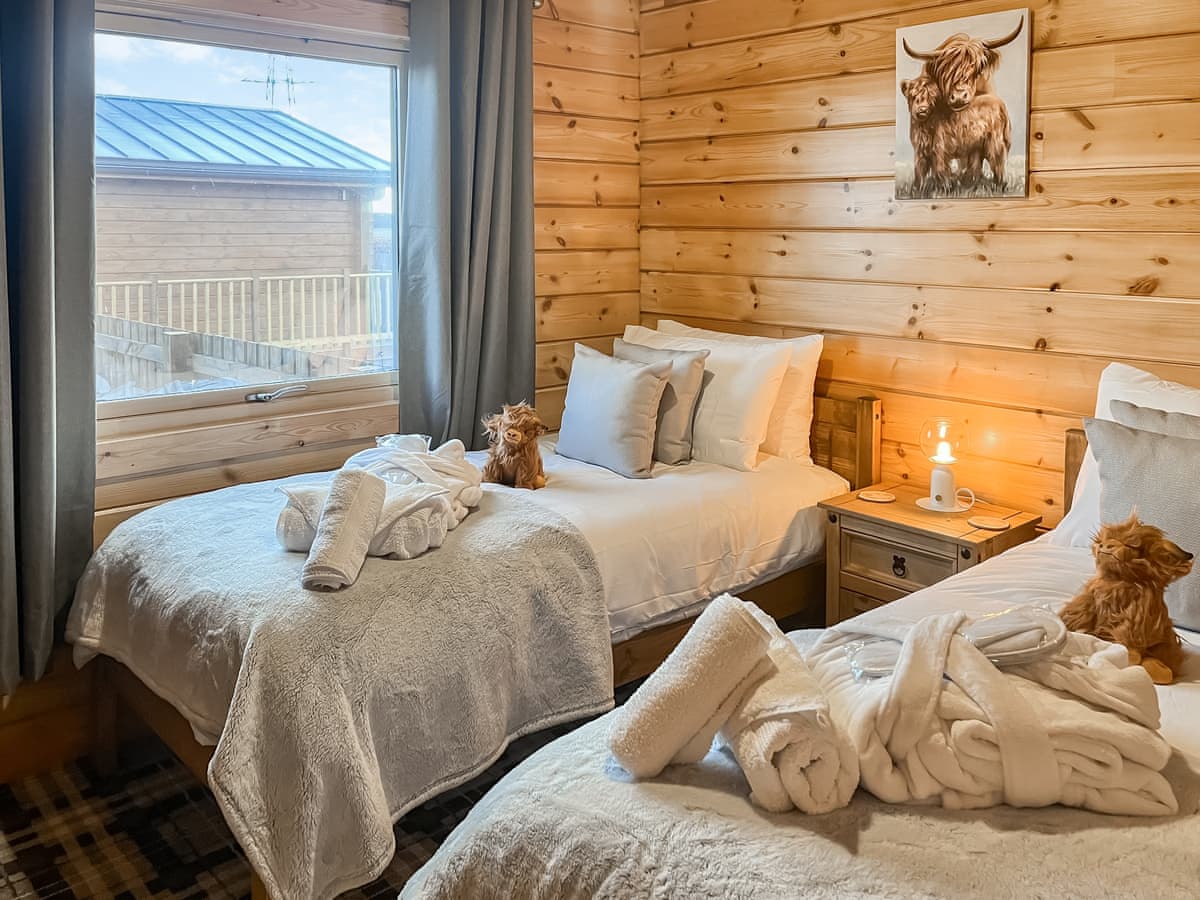 Stag and Coo Holidays - Coo Lodge, listing photograph 12