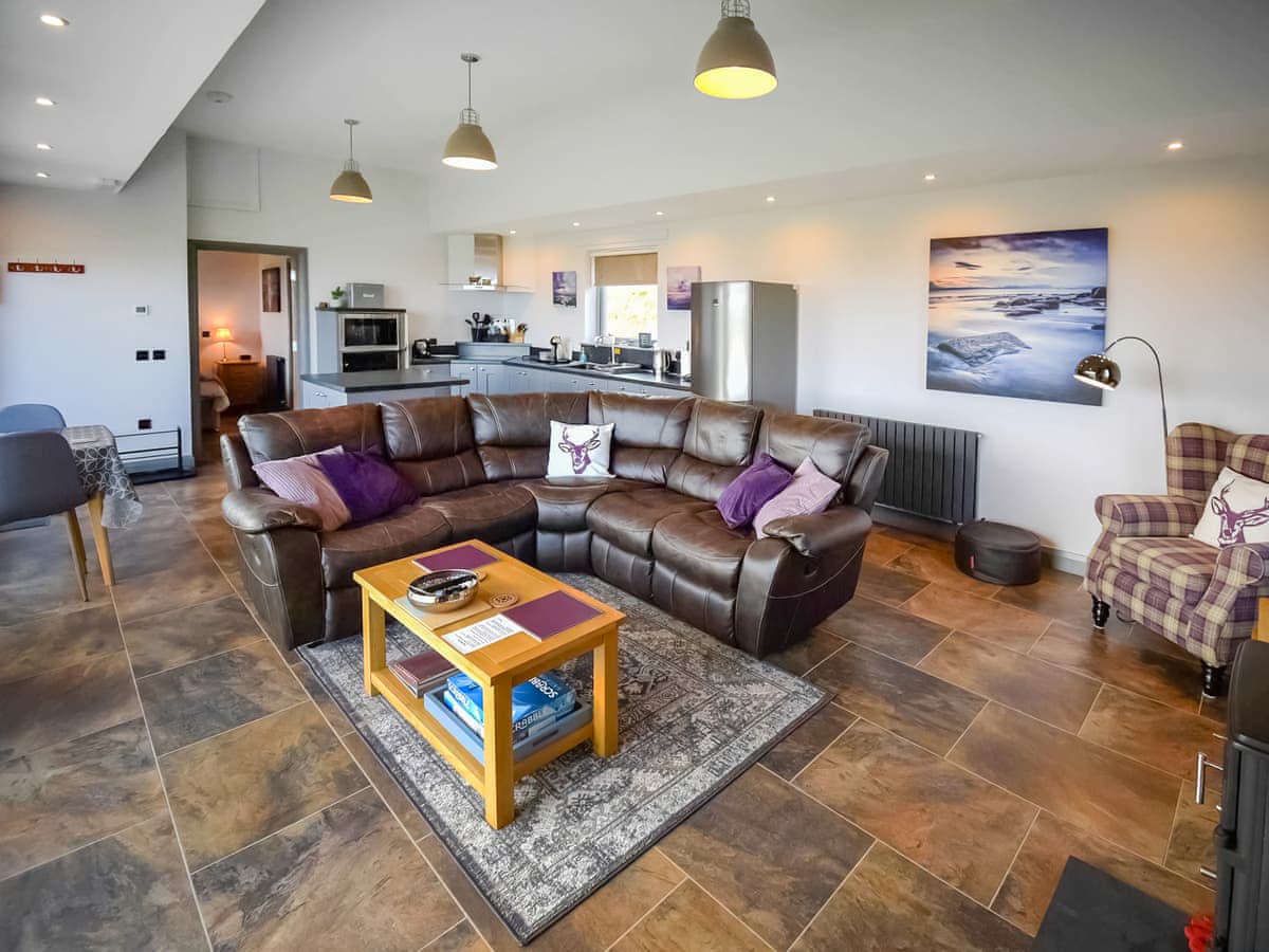 Brogaig Cottages - Storr, listing photograph 2