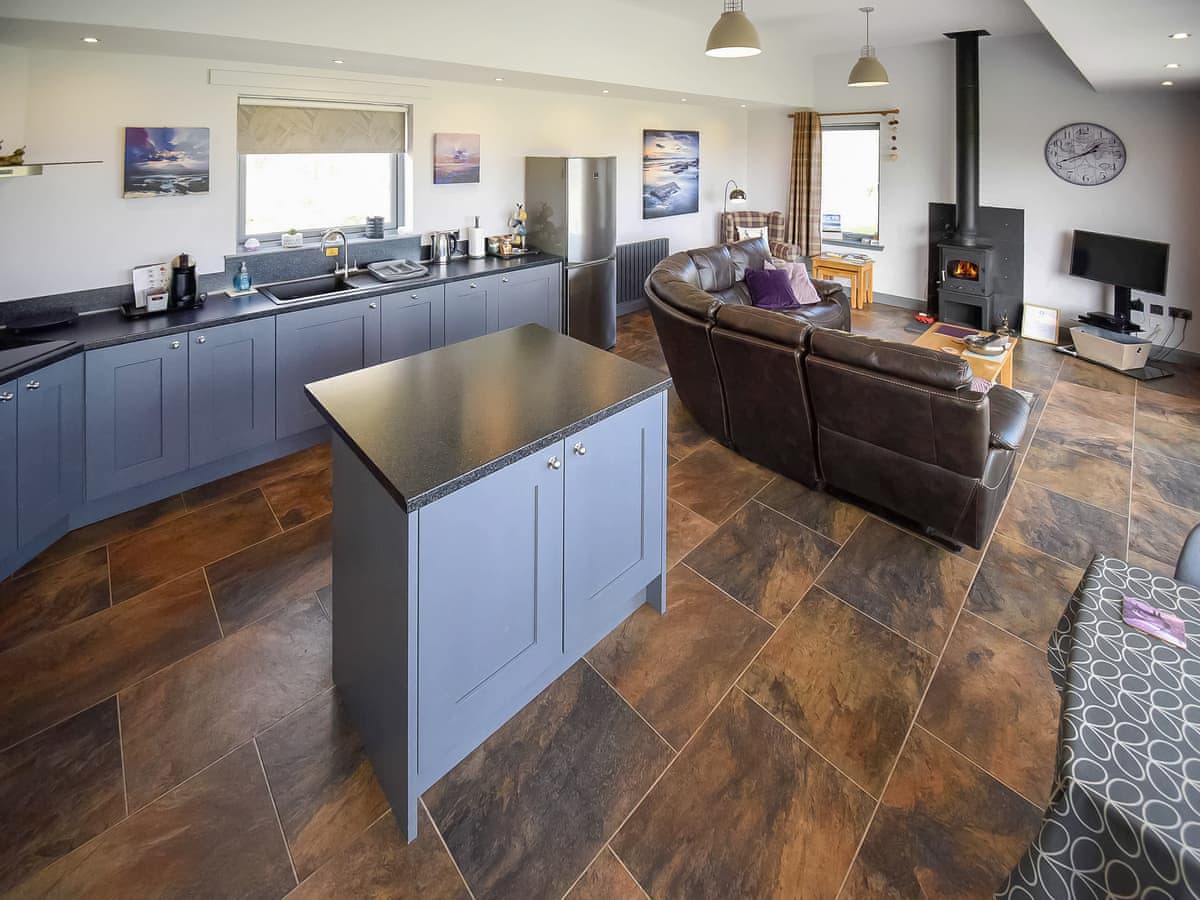 Brogaig Cottages - Storr, listing photograph 4