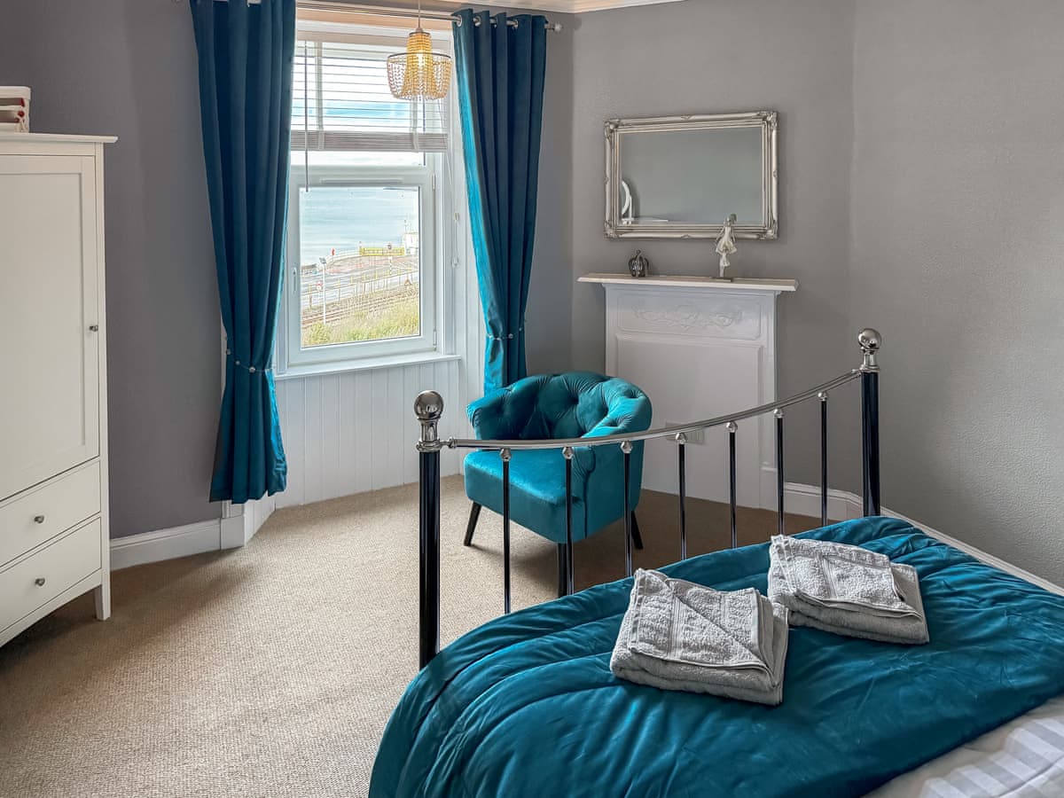Littlebay Apartment, listing photograph 8
