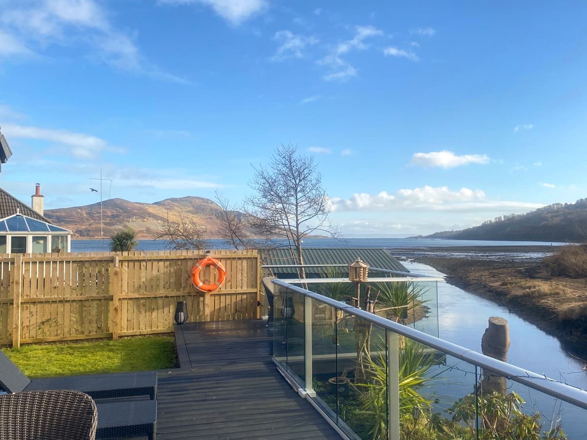 Riverside Cottage, listing photograph 9