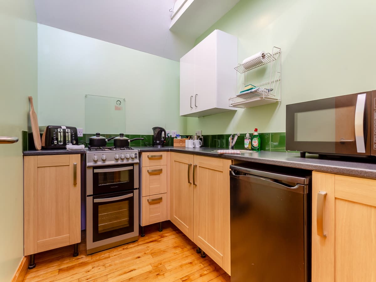 Inchnadamph Lodge Properties - Quinag Studio Apartment, listing photograph 4