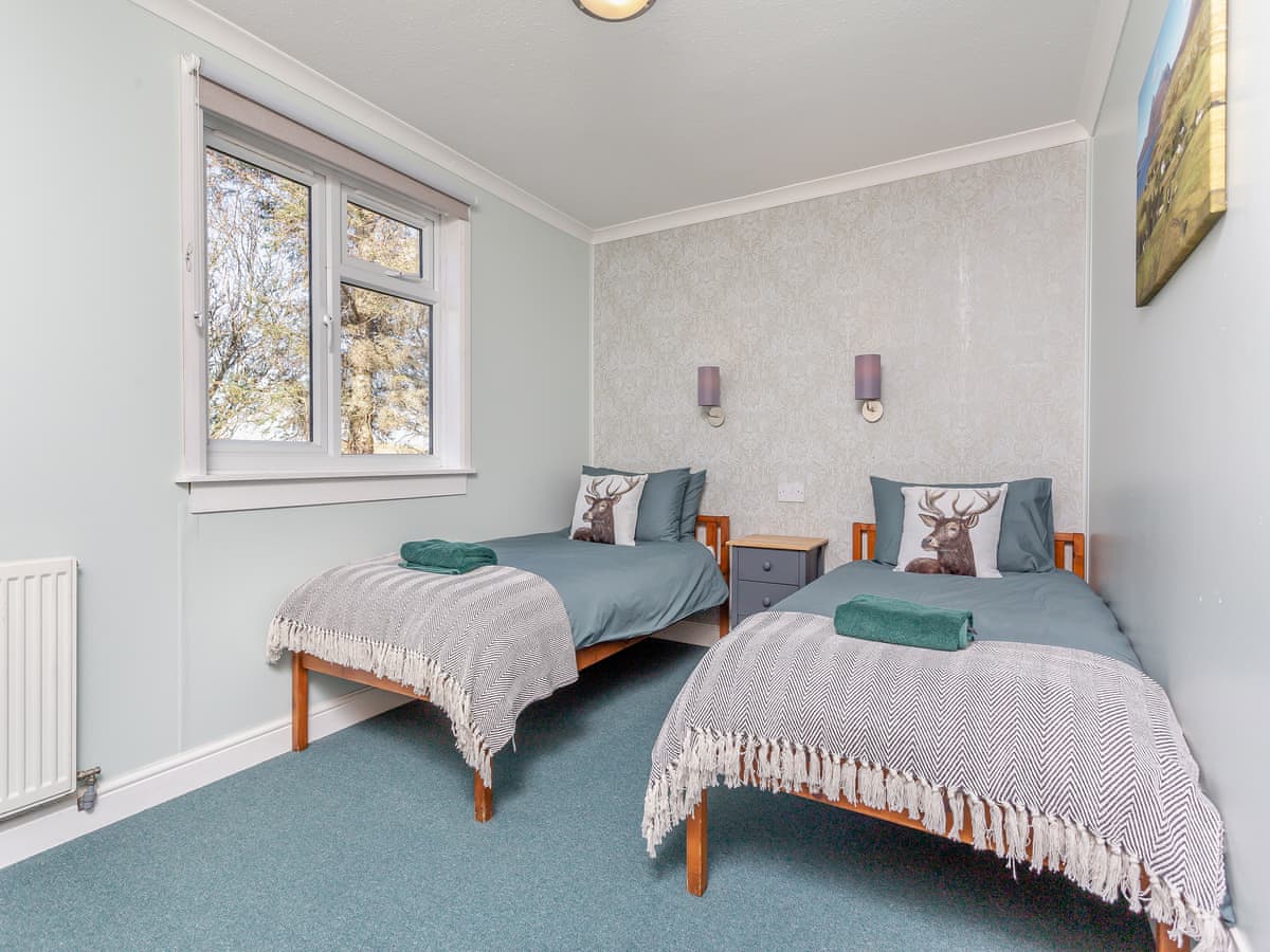 Inchnadamph Lodge properties - Walled Cottage, listing photograph 11