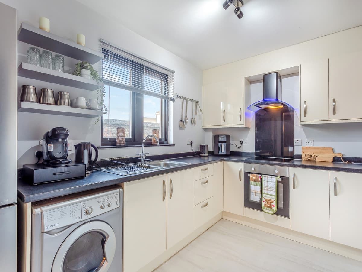 Failte Luxury Apartment, listing photograph 8