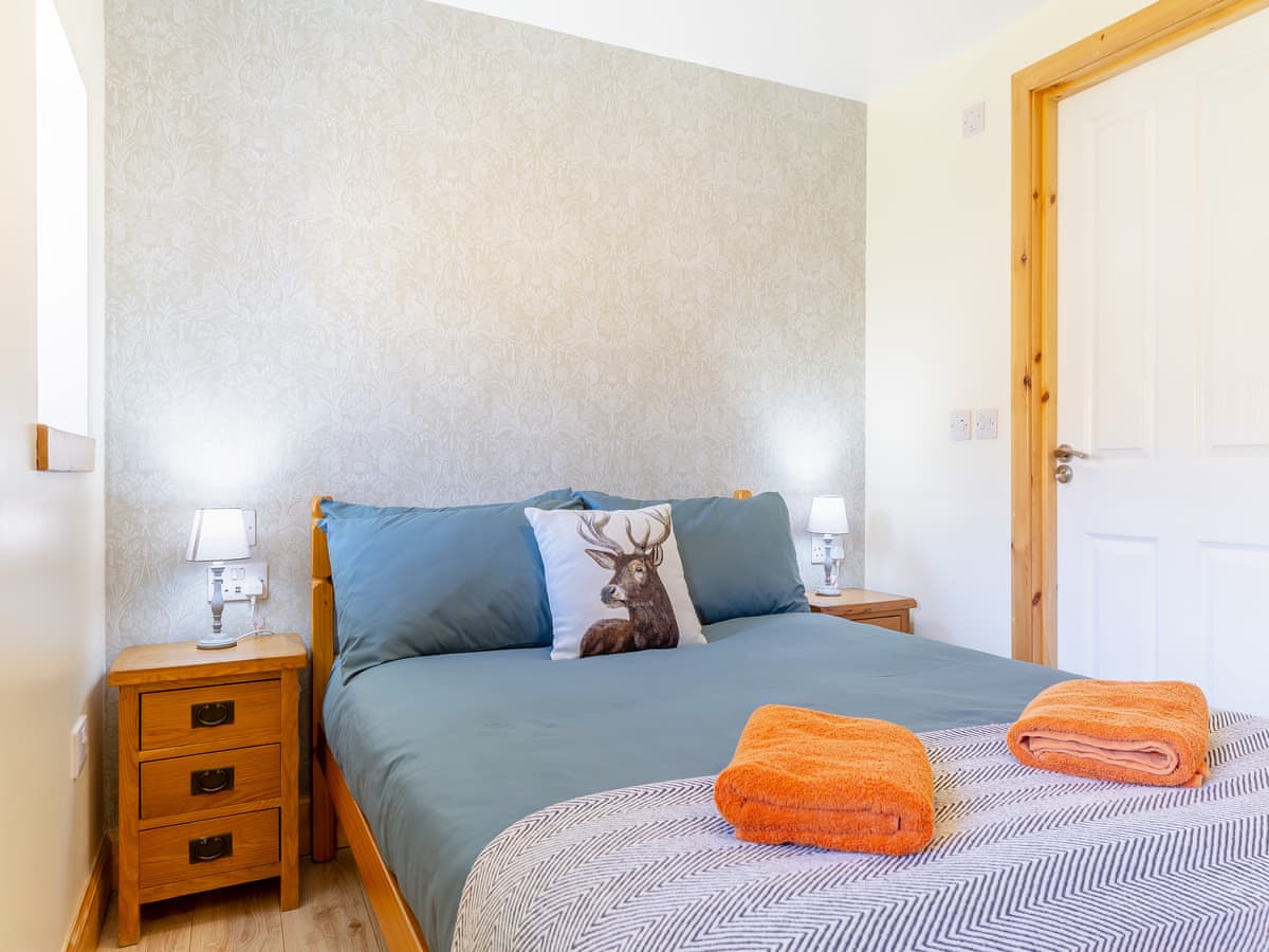 Inchnadamph Lodge Properties - Beinn Uidhe Studio Apartment, listing photograph 10