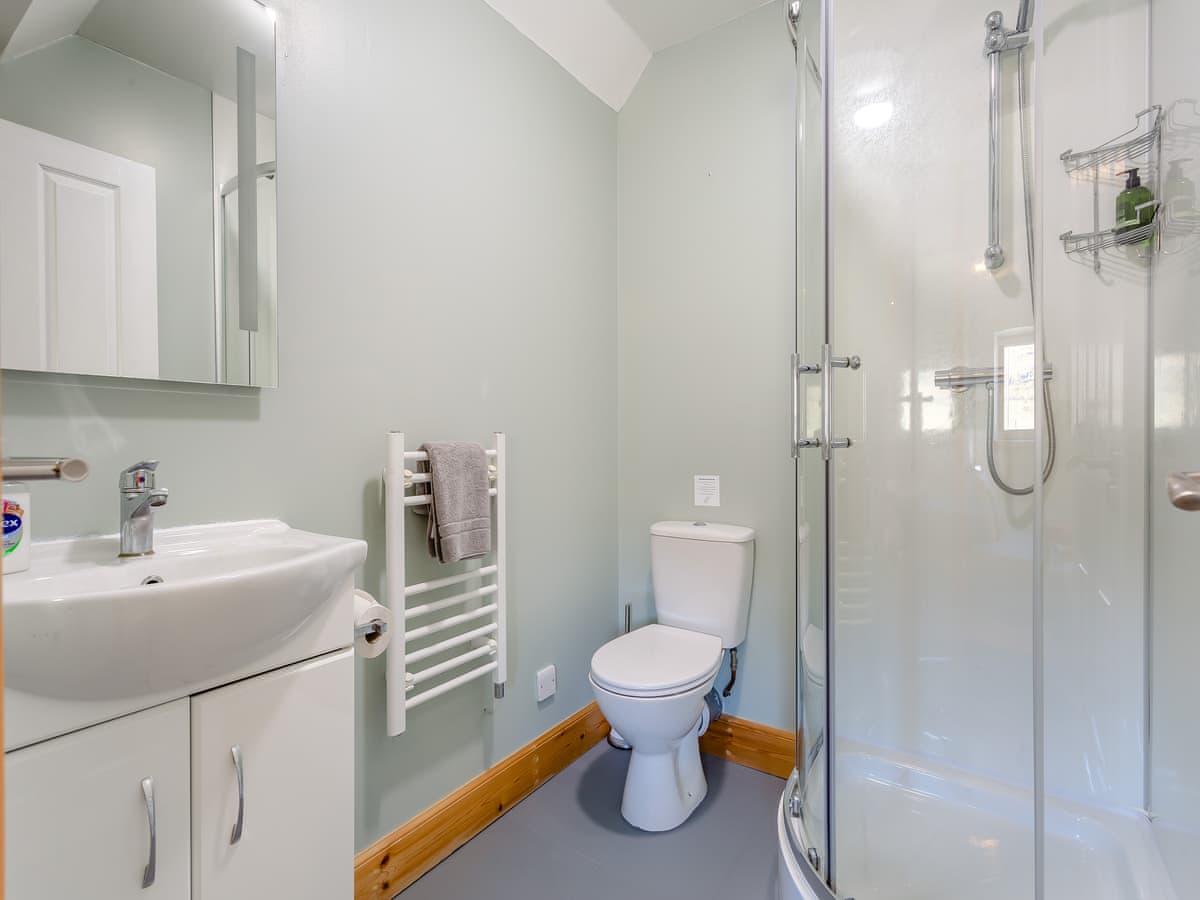 Inchnadamph Lodge Properties - Beinn Uidhe Studio Apartment, listing photograph 12