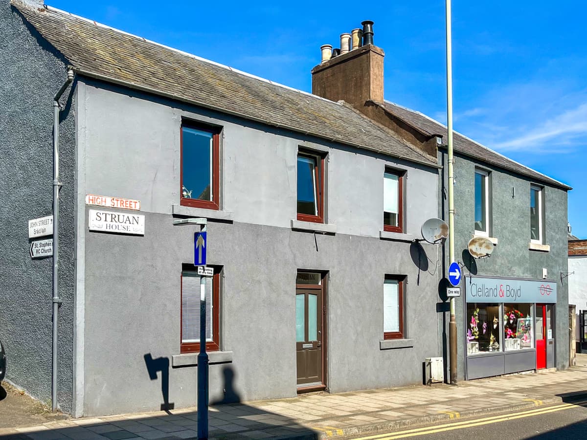 Struan House, listing photograph 3