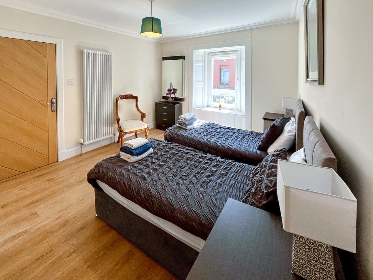 Struan House, listing photograph 9