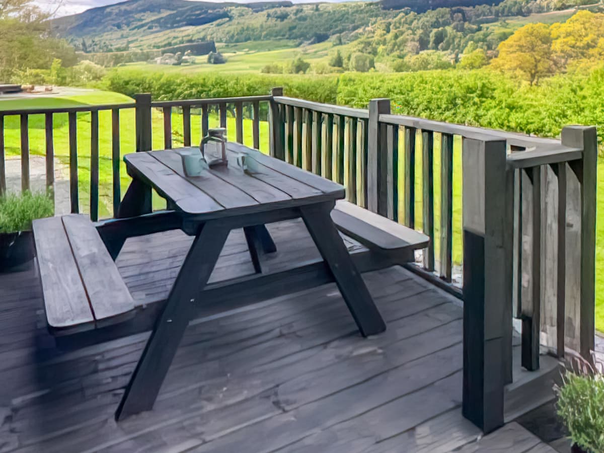 Tay Lodge, listing photograph 11