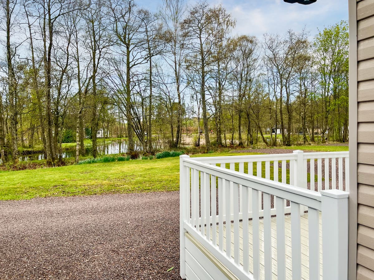 Woodland Serenity, listing photograph 11