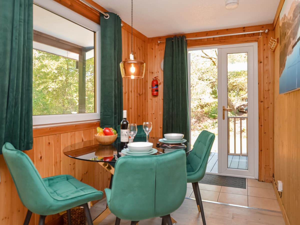 Ash Lodge, listing photograph 7