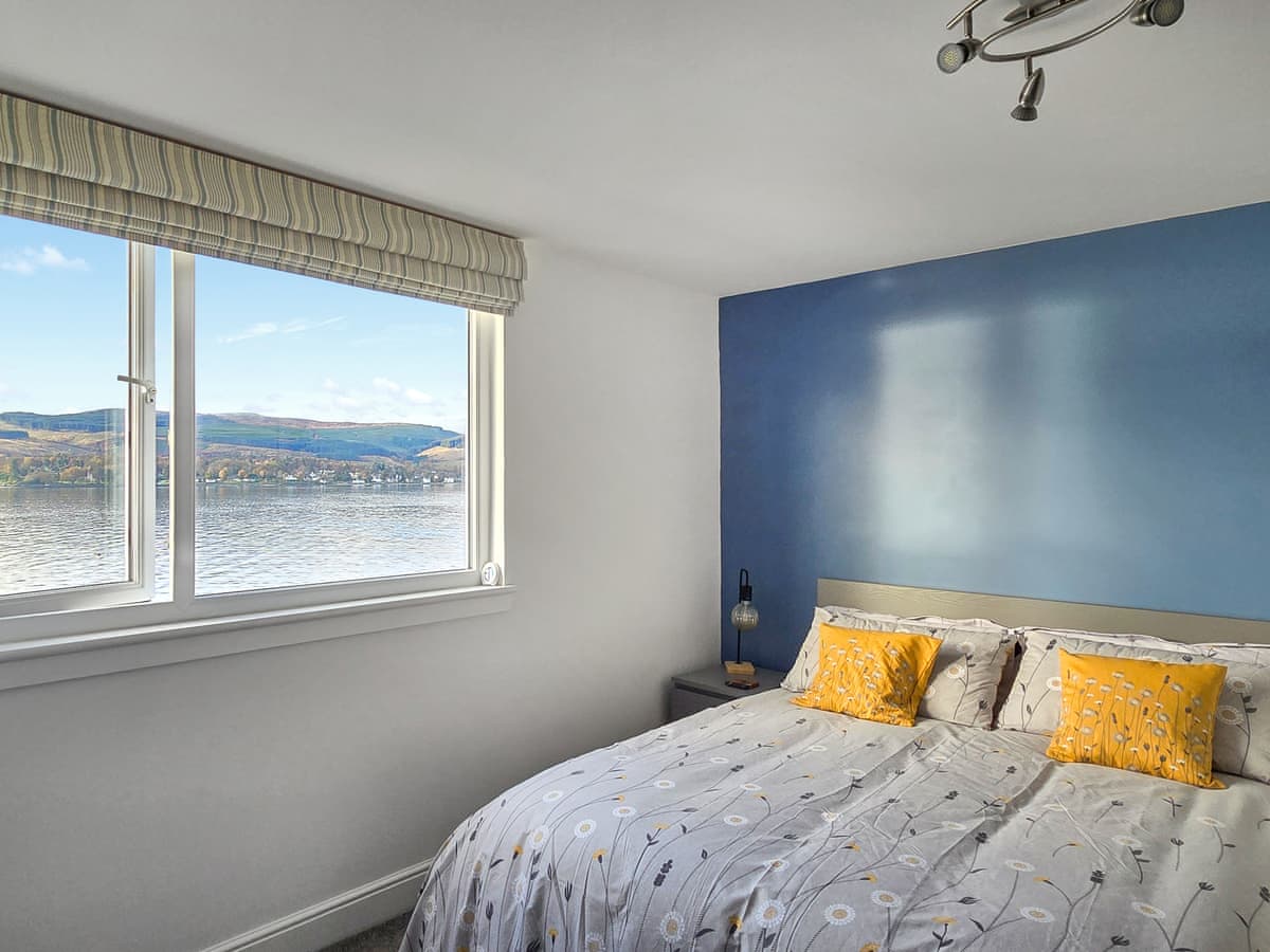 Holy Loch View, listing photograph 7