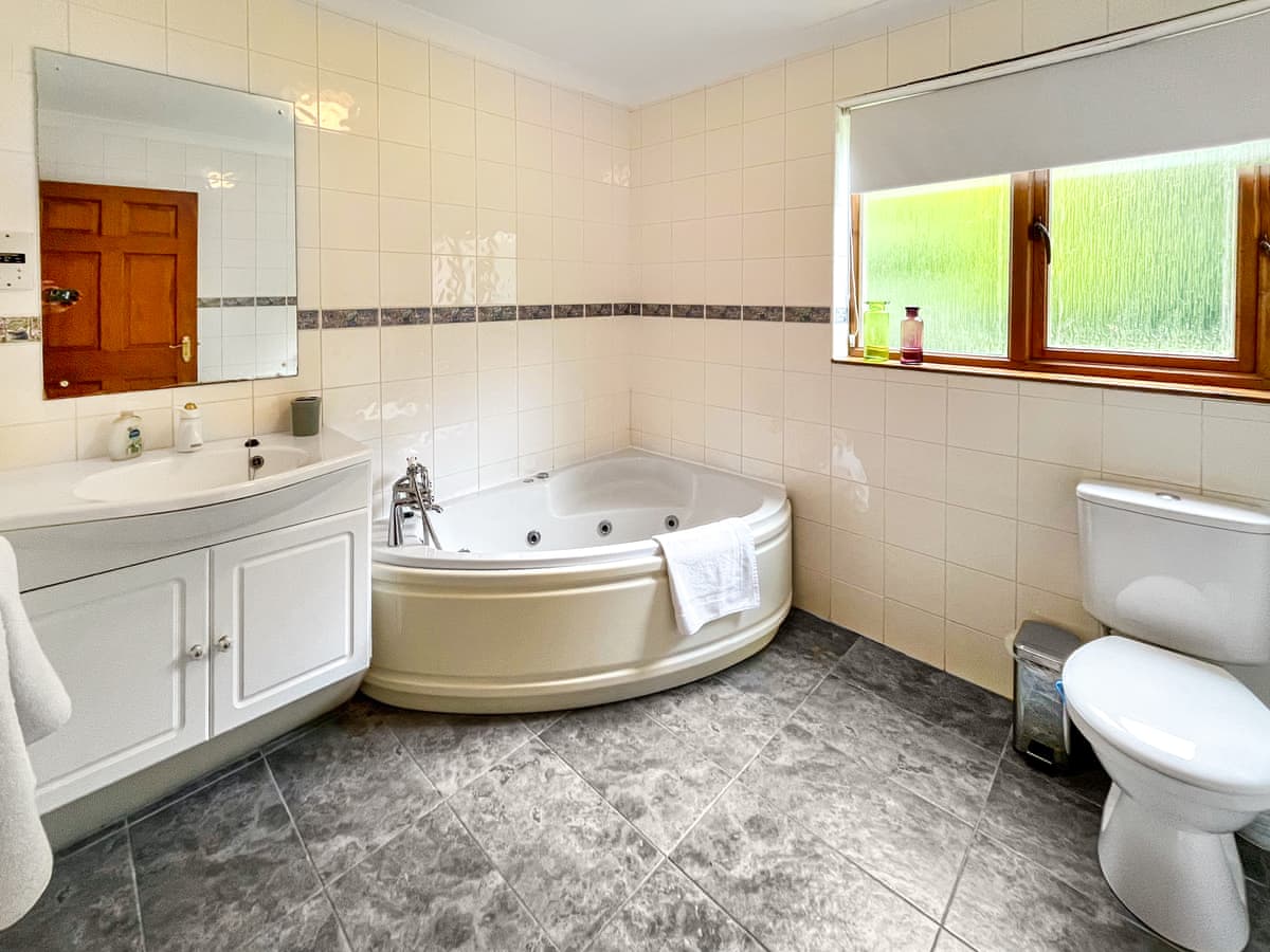 Foxglove Cottages - Foxglove Cottage 2, listing photograph 12