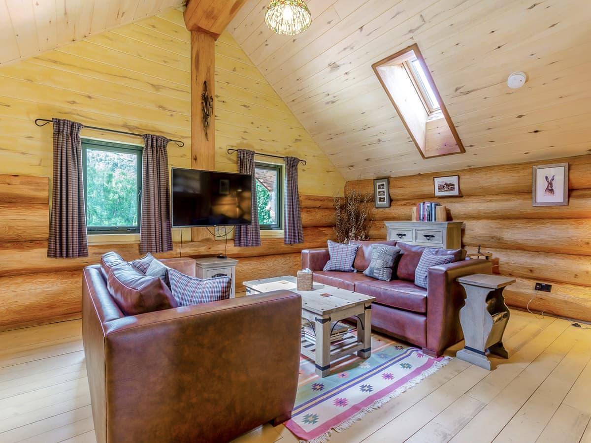 Eagle Brae - Strix, listing photograph 2