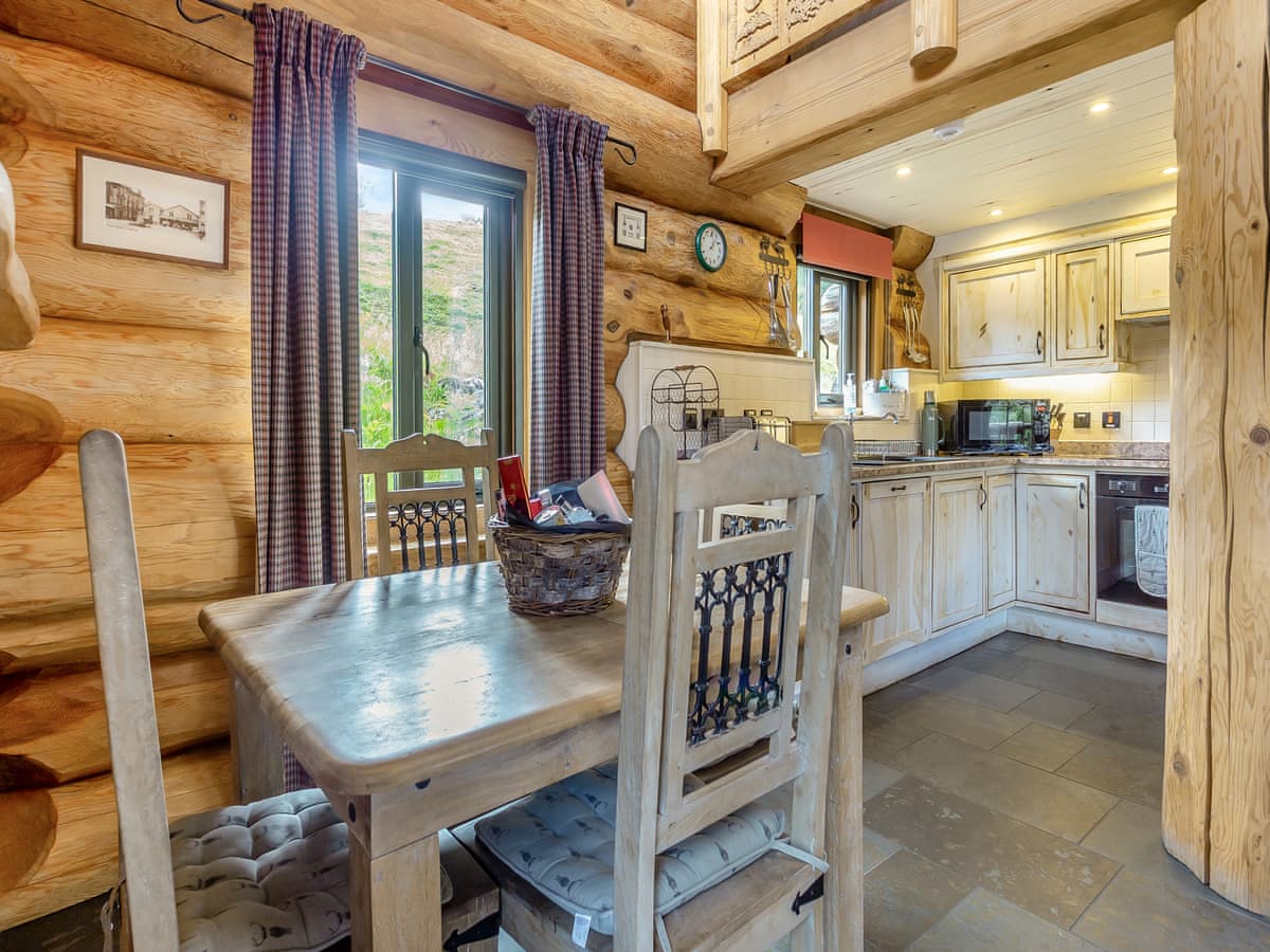 Eagle Brae - Strix, listing photograph 9