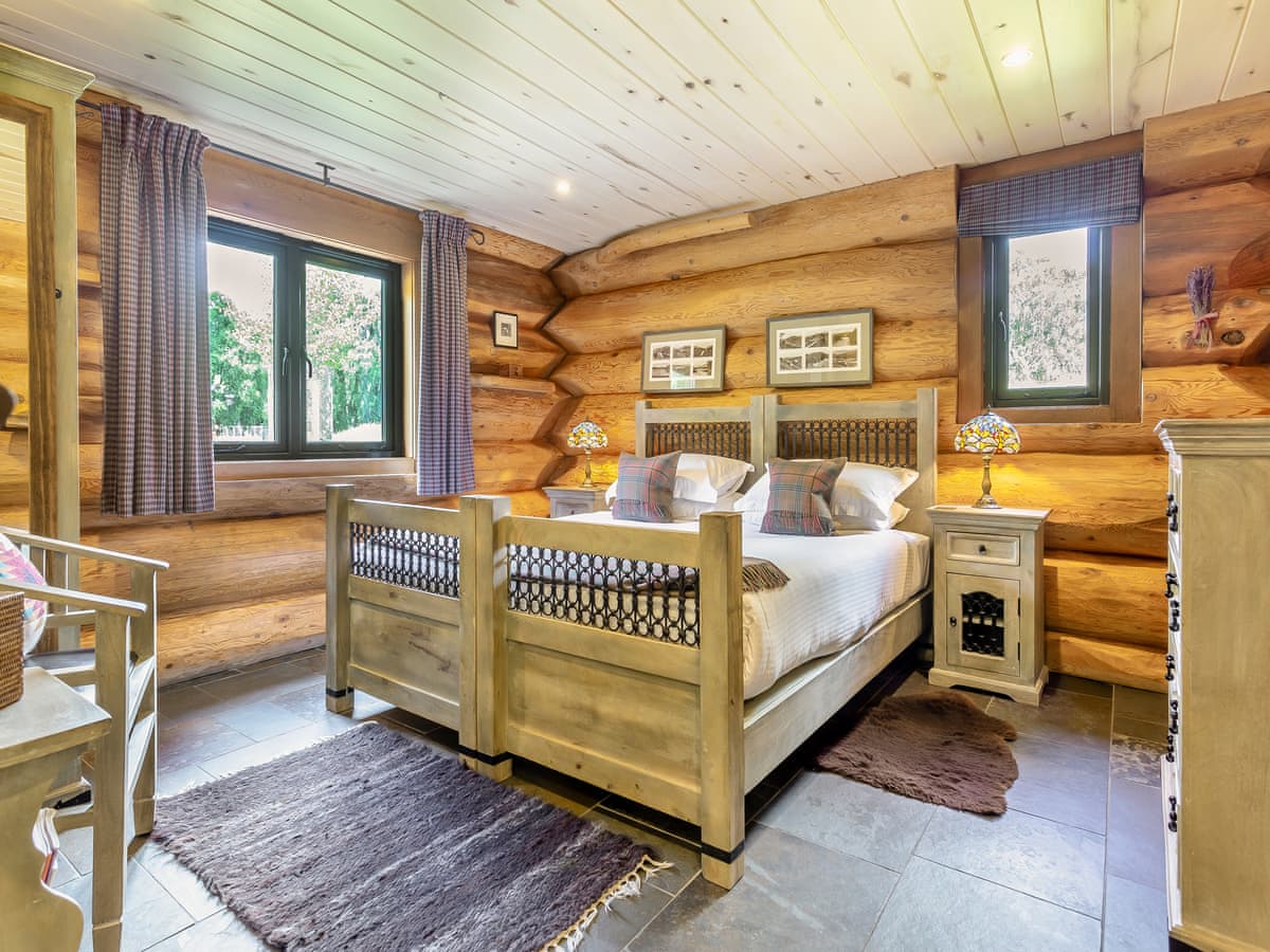 Eagle Brae - Sylvia, listing photograph 11